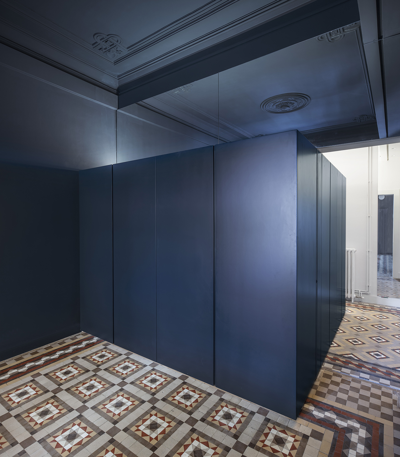 CRU innovative flat renovation project in Barcelona. La Carla, Renovation of an apartment in the Eixample