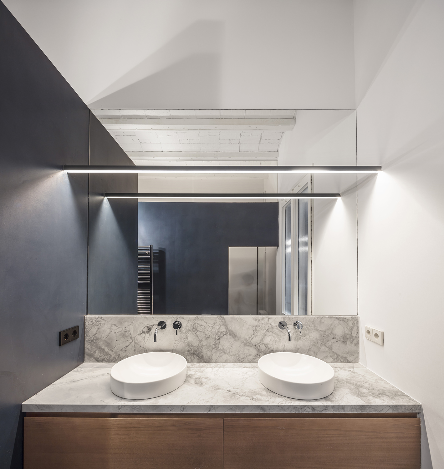 CRU innovative flat renovation project in Barcelona. La Carla, Renovation of an apartment in the Eixample