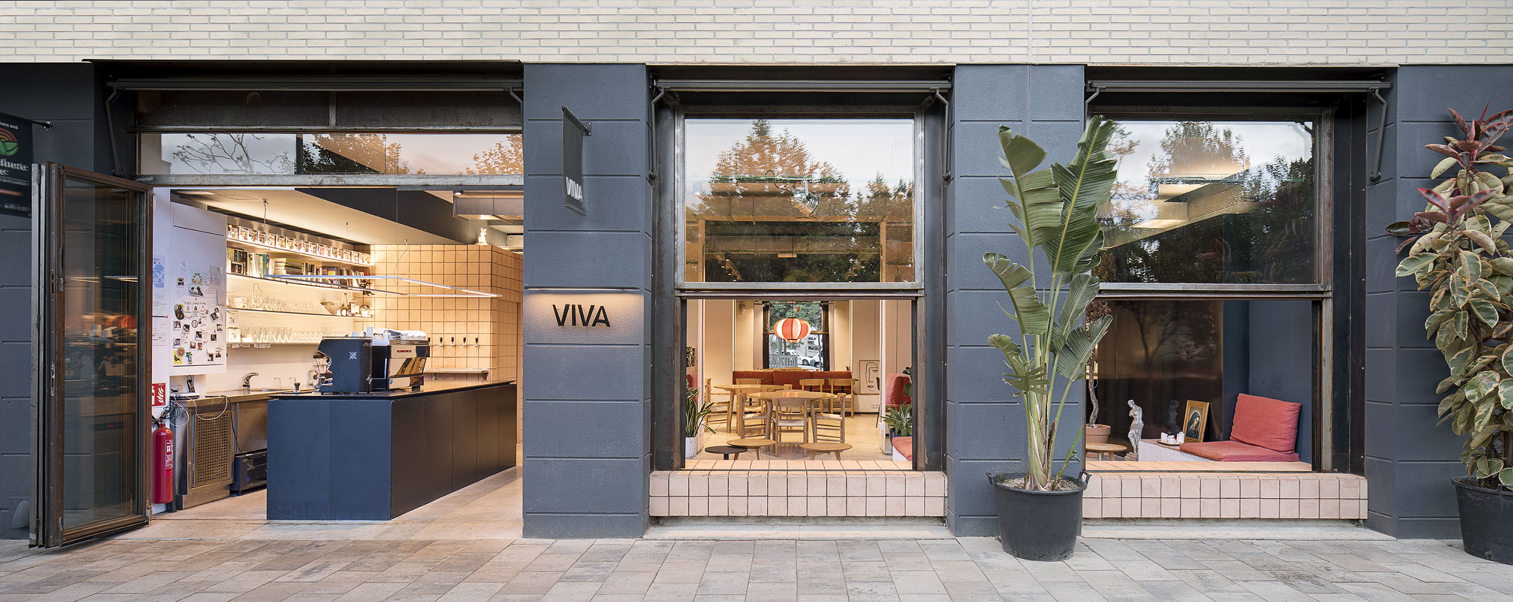 CRU innovative restaurant renovation project in Barcelona. La Viva, an open-air restaurant on the ground floor.